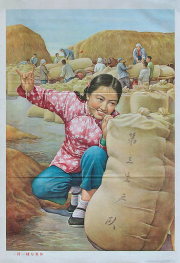 comiendo fideos chinos.jpg